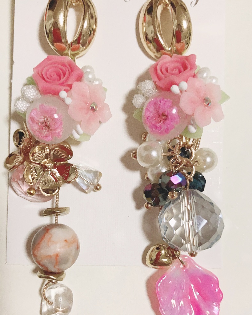 初心 薔薇ピアス ジャラジャラアクセサリー ゆめかわピアス 天然石ピアス
