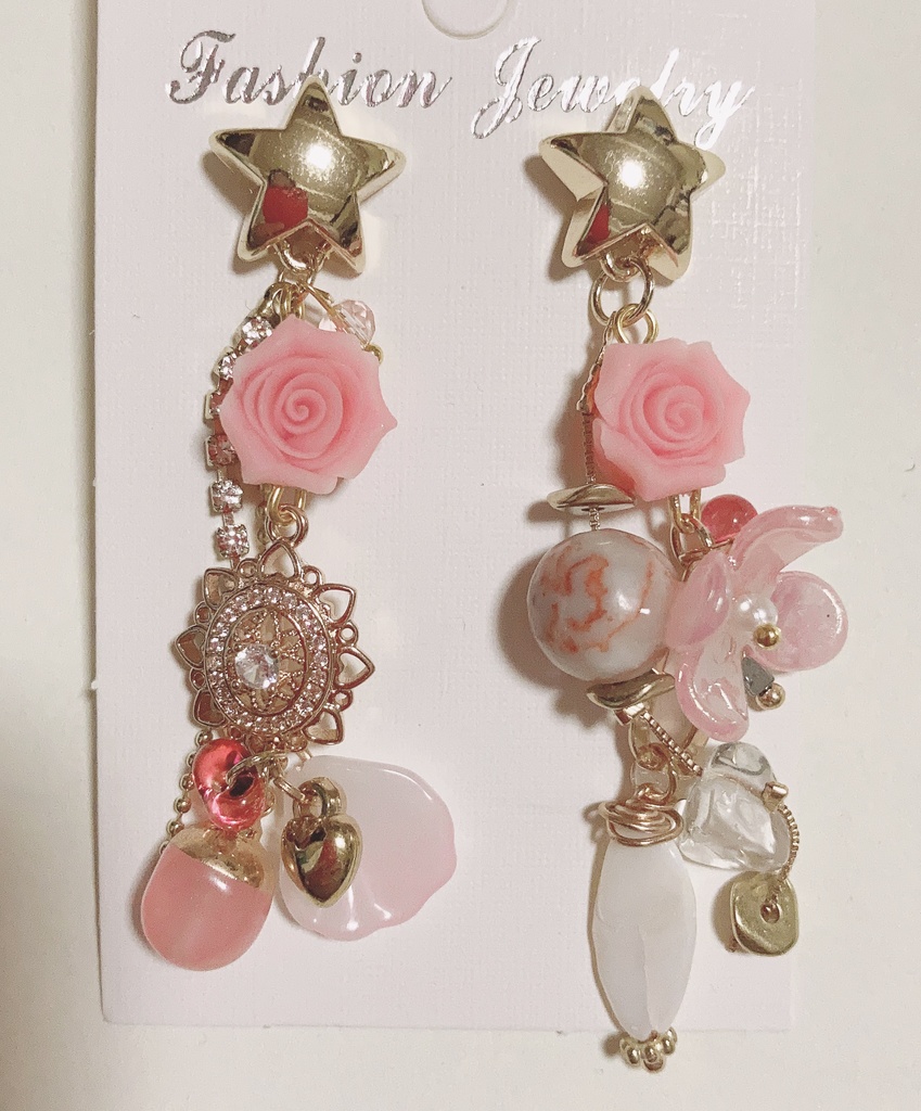 Checkmate 薔薇ピアス　ジャラジャラピアス