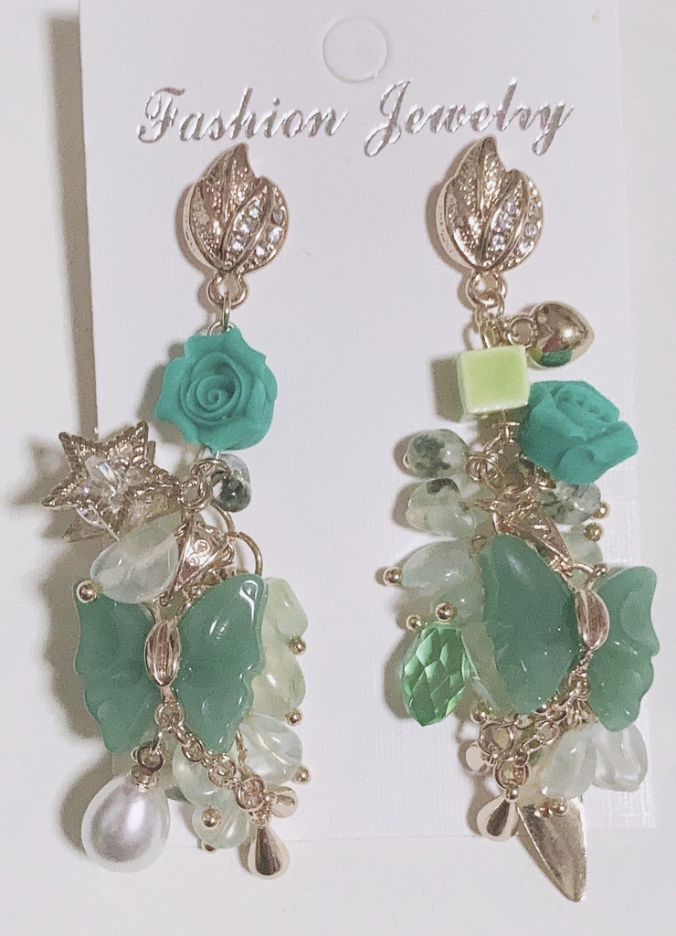 SOGOODDAY 薔薇ピアス　ゴシックピアス　ゴージャスピアス