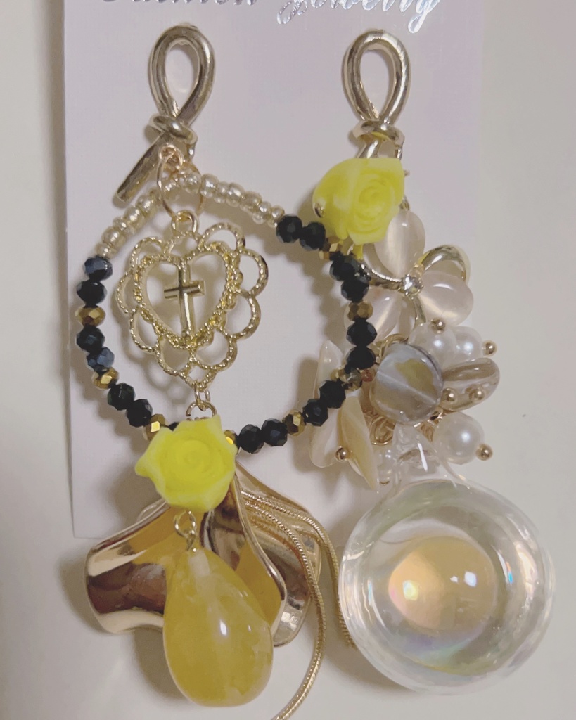 君へ綴る詩　薔薇ピアス　ロングピアス　ゴージャスピアス　フープピアス