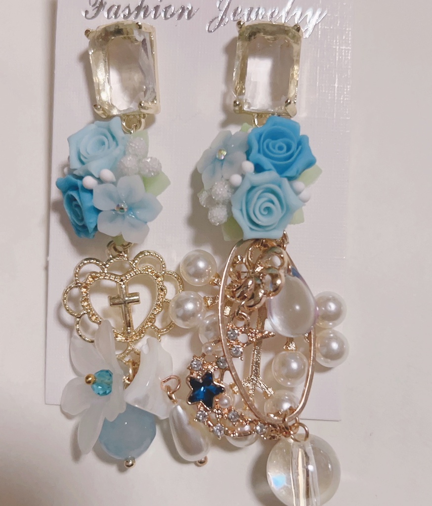 honey 薔薇ピアス　ゴージャスピアス　ジャラジャラピアス　ロングピアス
