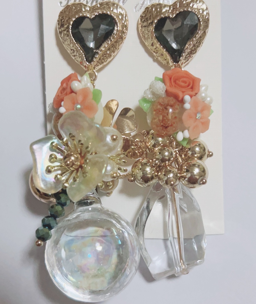 眩しい未来　薔薇ピアス　ロングピアス　ゴージャスピアス