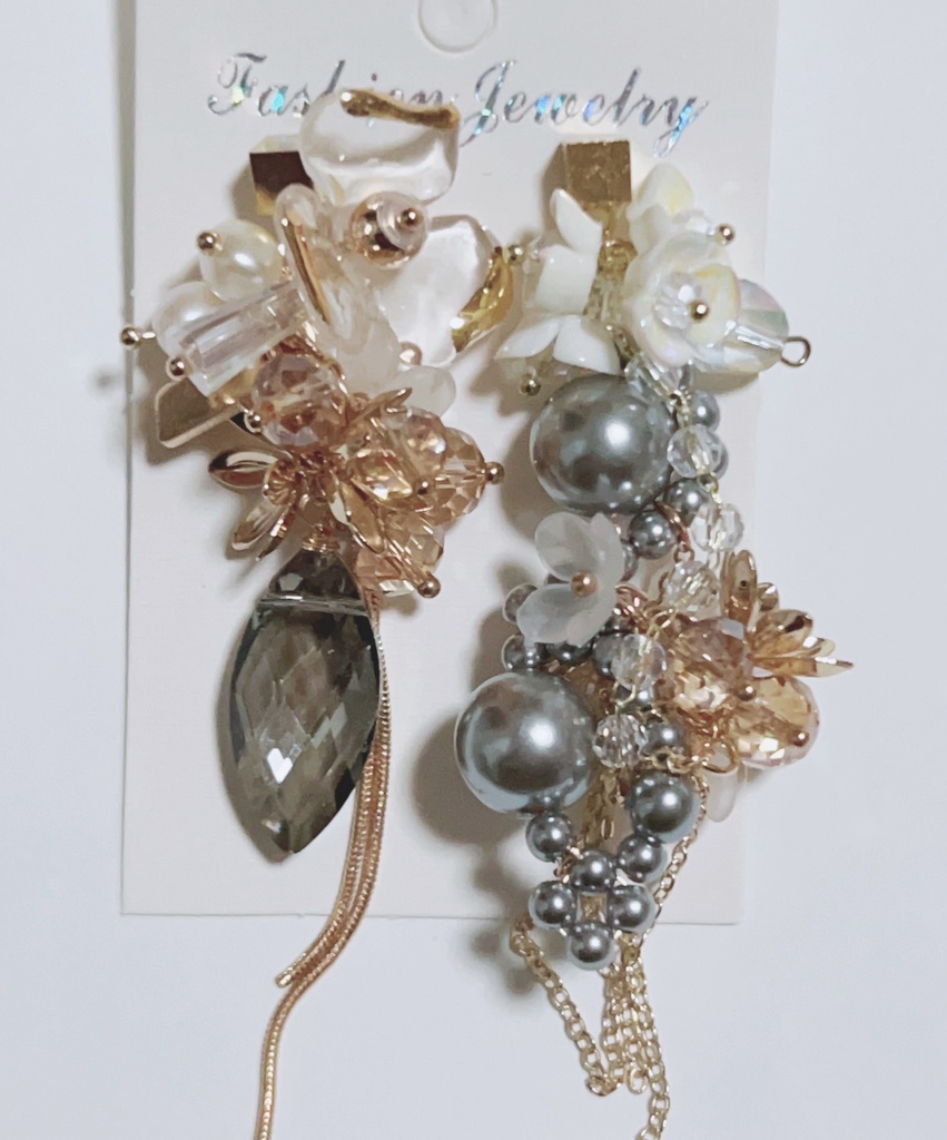 moment ロングピアス ゴージャスピアス ジャラジャラピアス