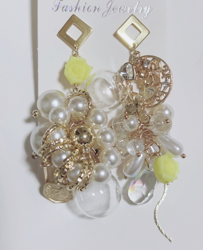 criminal 薔薇ピアス　ロングピアス　パールピアス　ジャラジャラピアス