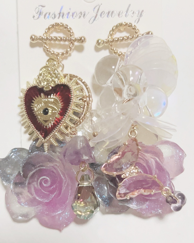 Anthem 薔薇ピアス　ロングピアス　ゴシックピアス