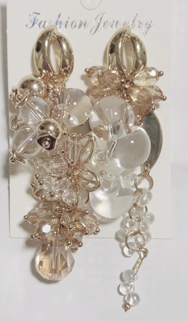 運命は運命を繋ぐ　ゴージャスピアス　　ロングピアス　ジャラジャラピアス