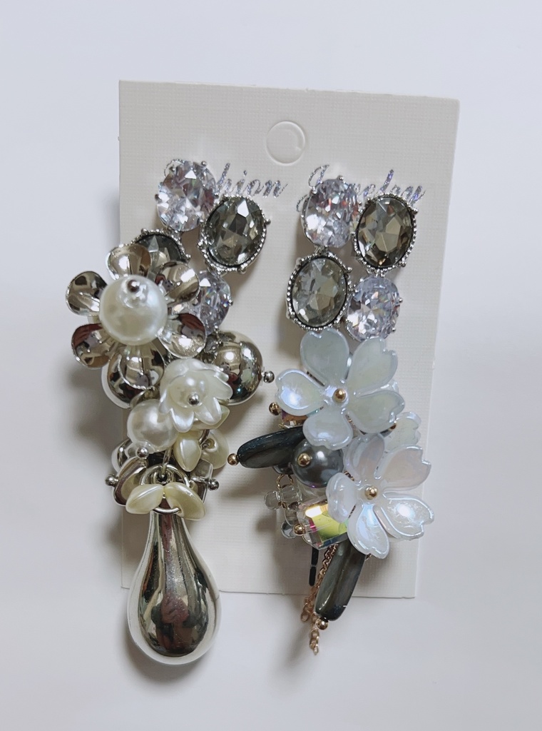 愛上你的季節　シルバーピアス　ロングピアス　タッセルピアス