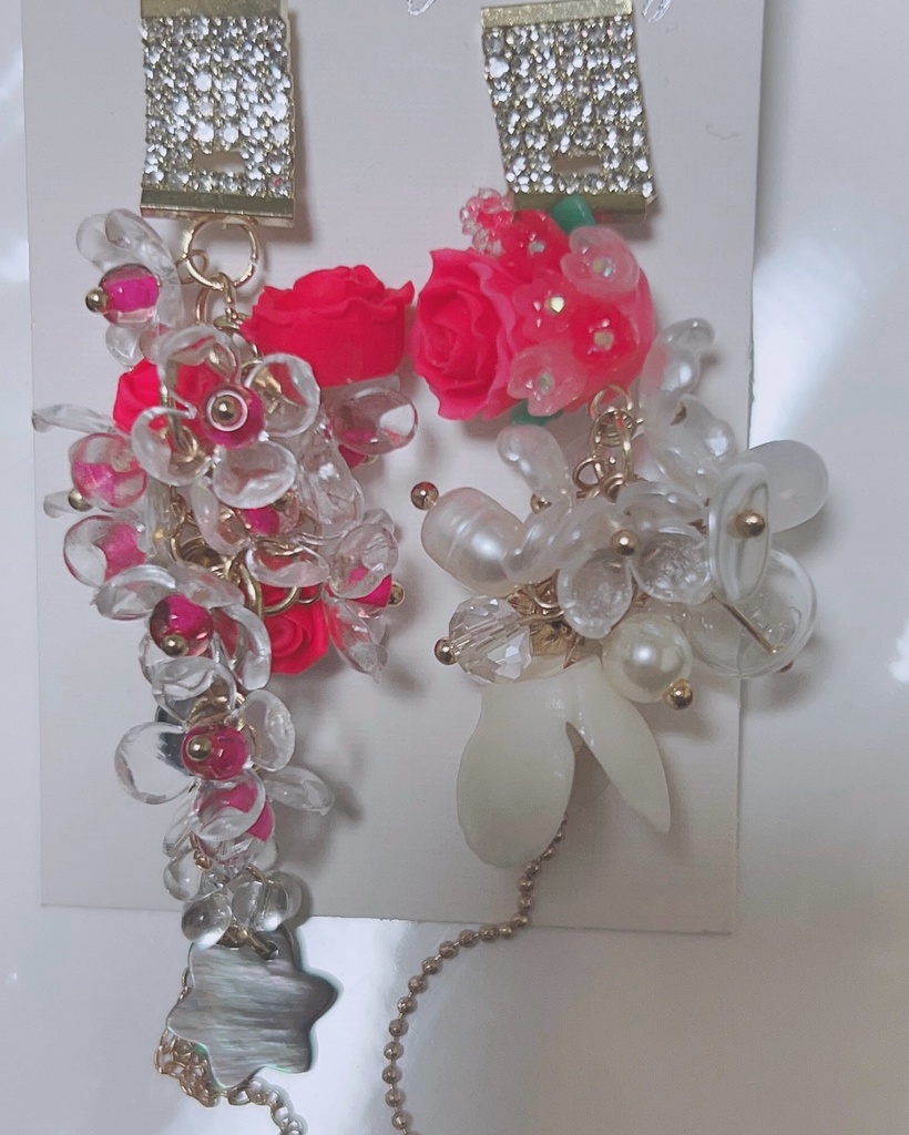 甘くてずるい　薔薇ピアス　ロングピアス　透明感ピアス　ハンドメイドピアス