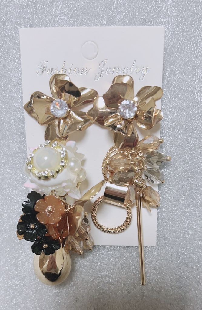 溢れんばかりの愛を　ハンドメイドピアス　ロングピアス　ゴージャスピアス