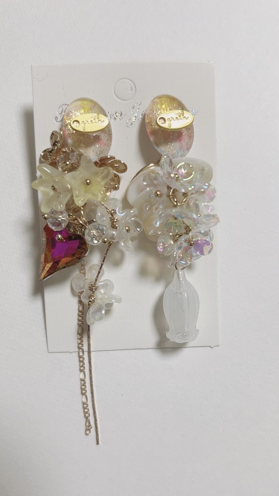 閃光と羨望　ハンドメイドピアス　ロングピアス　ゴージャスピアス　ジャラジャラ