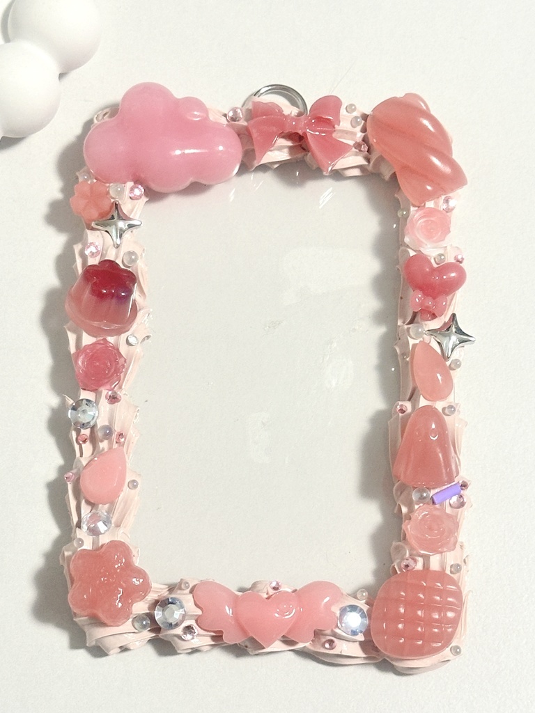 ✨️新Ver.✨️♡限定1点♡ホイップデコ硬質トレカケース【苺薔薇のムース】