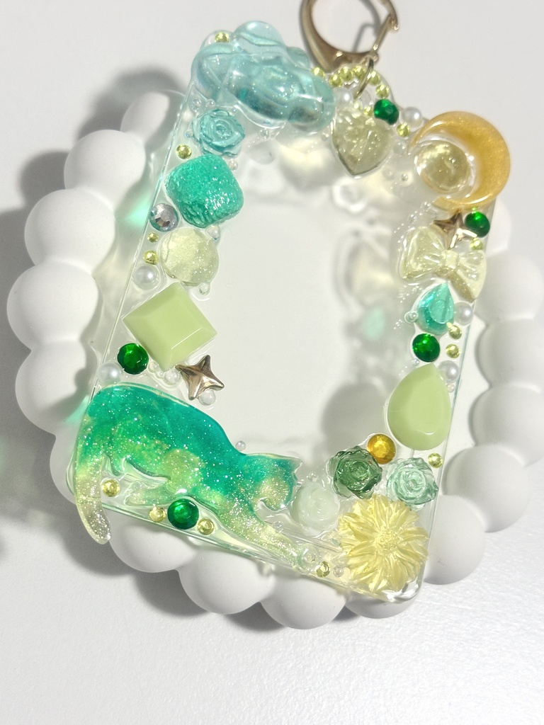 ♡限定1点♡レジン硬質トレカケース【ネコ 新緑】