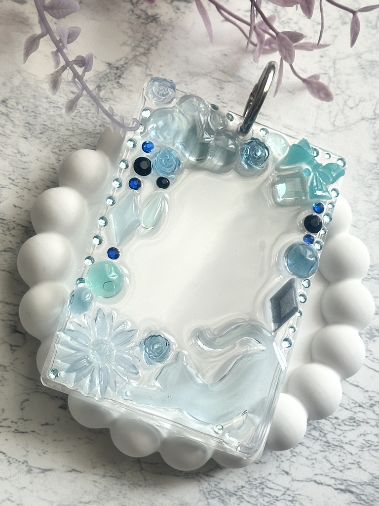 ♡限定1点♡レジン硬質トレカケース【ネコ 雨】