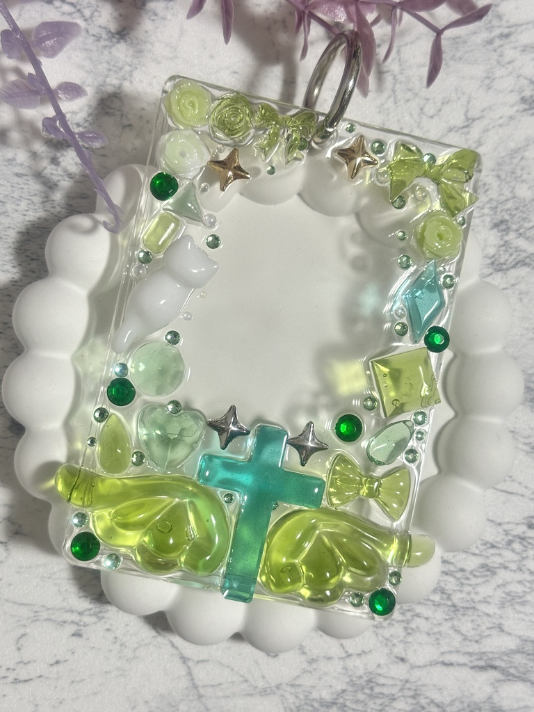 ♡限定1点♡レジン硬質トレカケース【ミントグリーン】