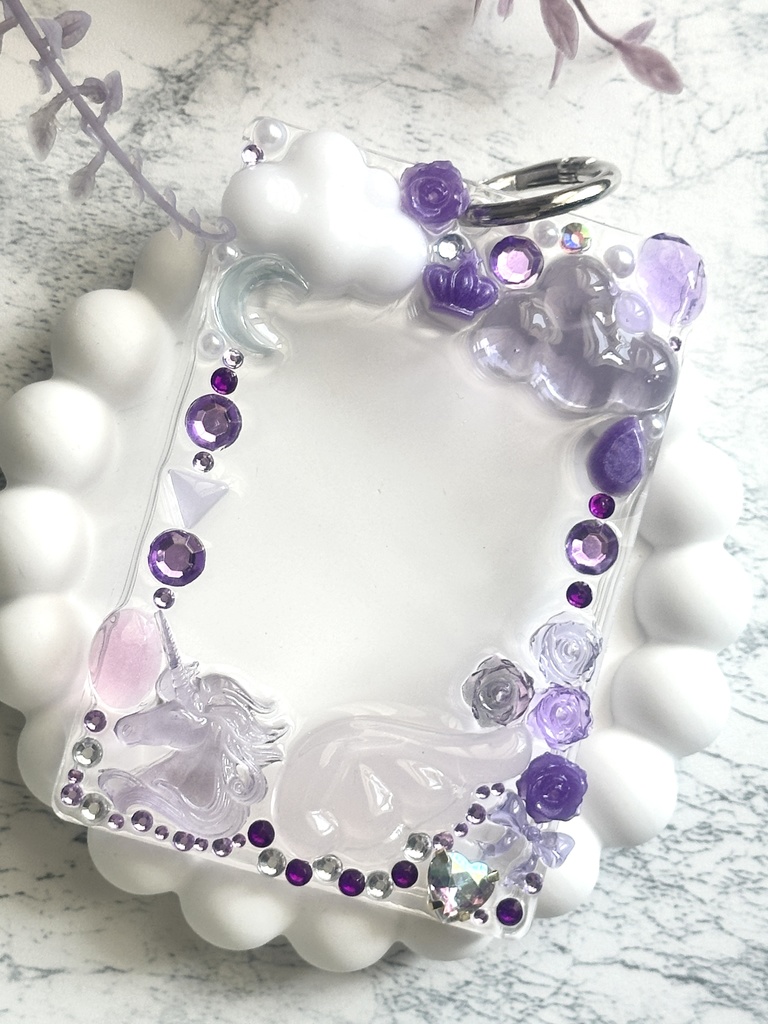 ♡限定1点♡レジン硬質トレカケース【ユニコーンの夜風】