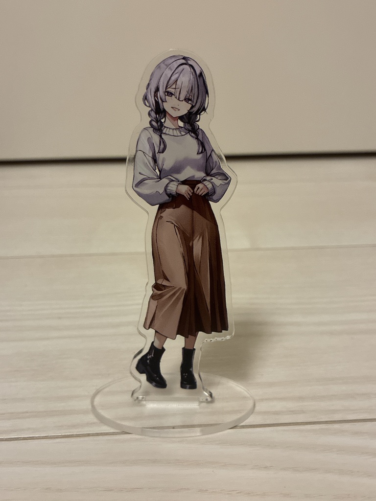 アクリルフィギュア12cm【漆野 哩】