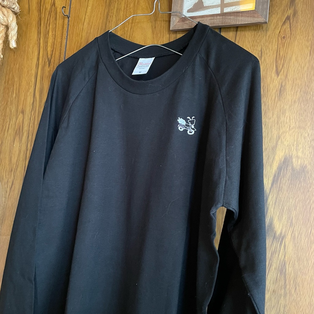 らいおん丸刺繍3/4ラグランスリーブTシャツ