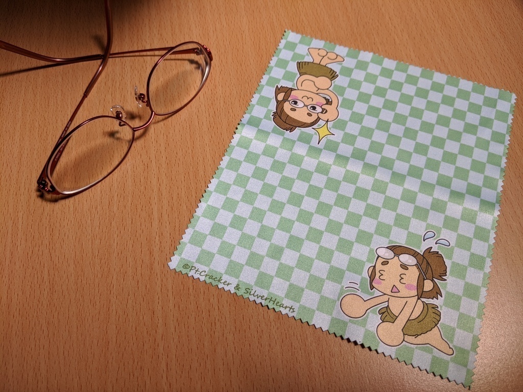 地底人みぃたんメガネ拭き