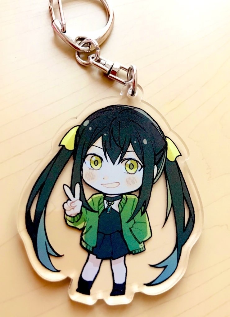 イヴェットさんアクキー