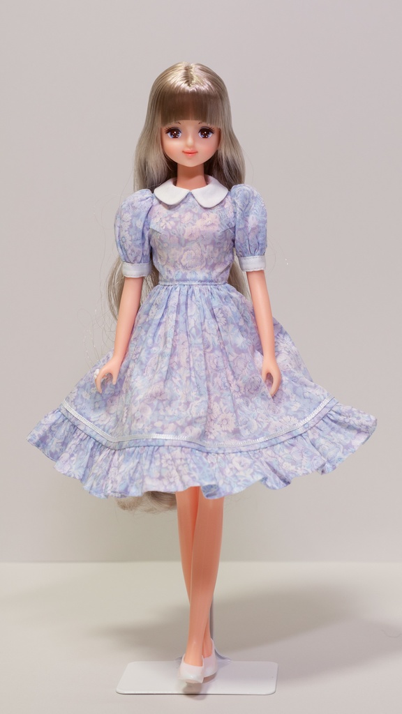 パフスリーブワンピース丸襟