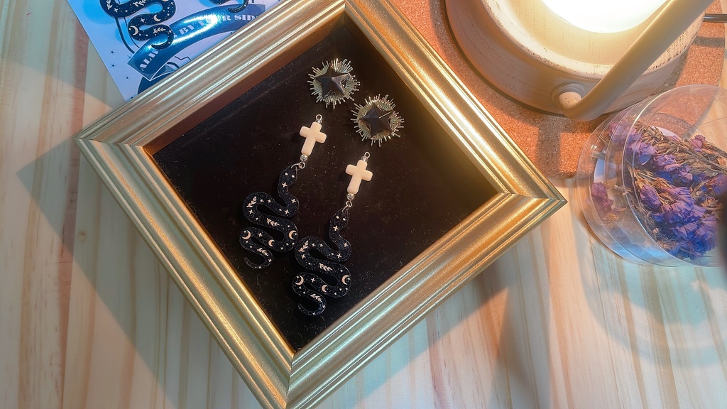 rnfrn概念アクセサリー