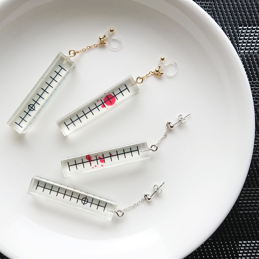 十劃呪法のピアス