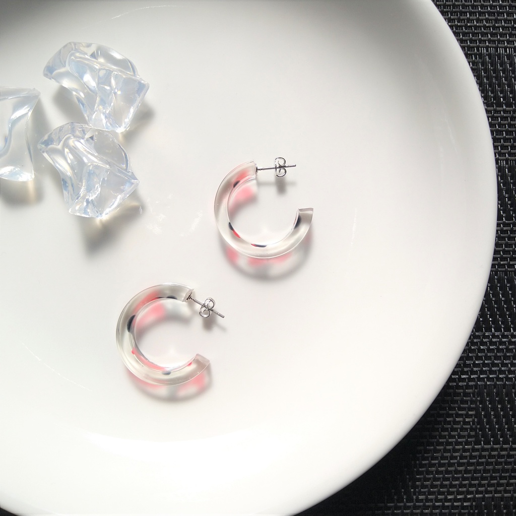 薩摩隼人のリングピアス