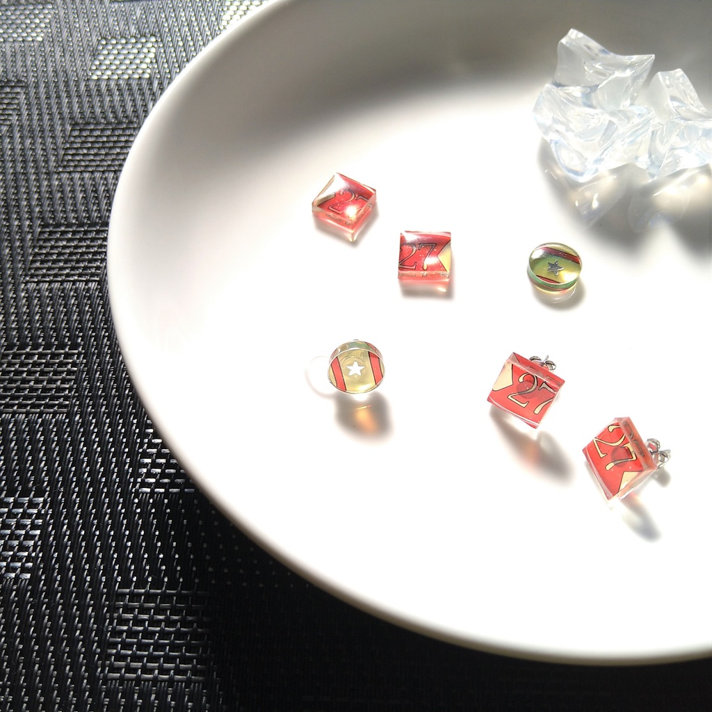 薩摩隼人のスタッドピアス