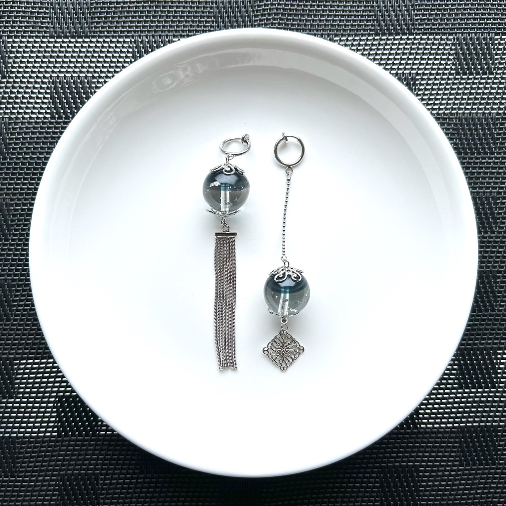 三名槍の提灯ピアス