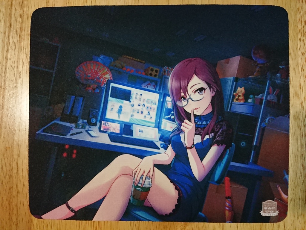 八神マキノのマウスパッド
