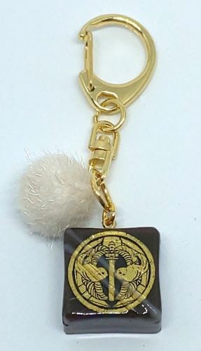 刀紋入りチョコ型キーホルダー