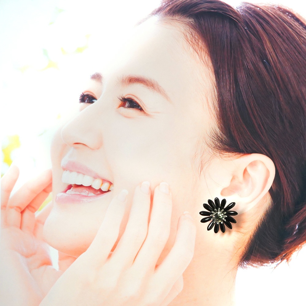 フラワーイヤリング