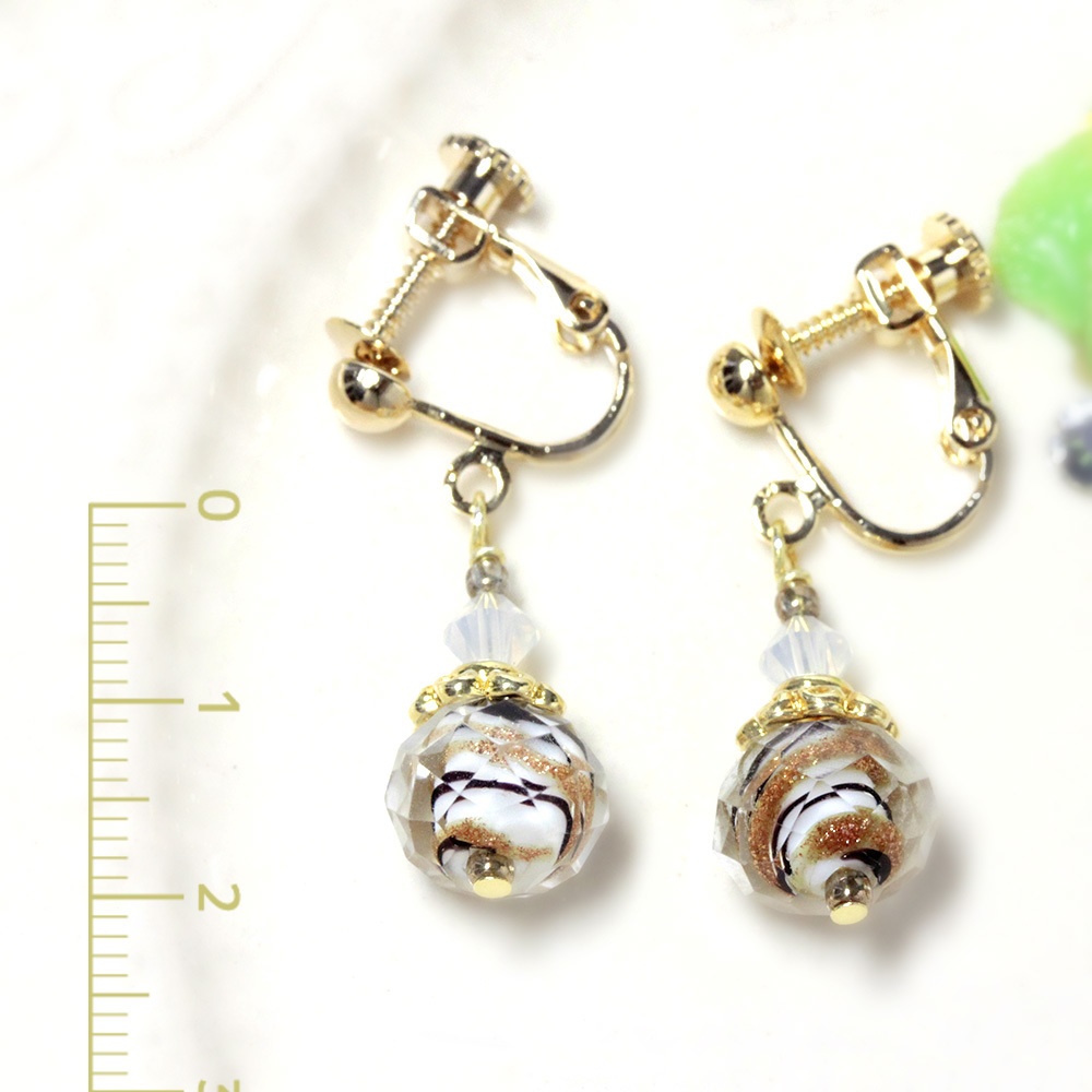 とんぼ玉イヤリング*白ゴールドライン