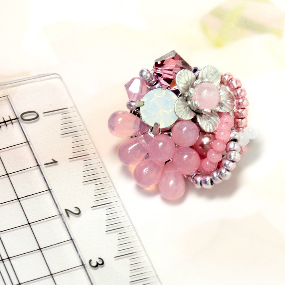 フラワーミニブローチ*ピンクカルセドニー