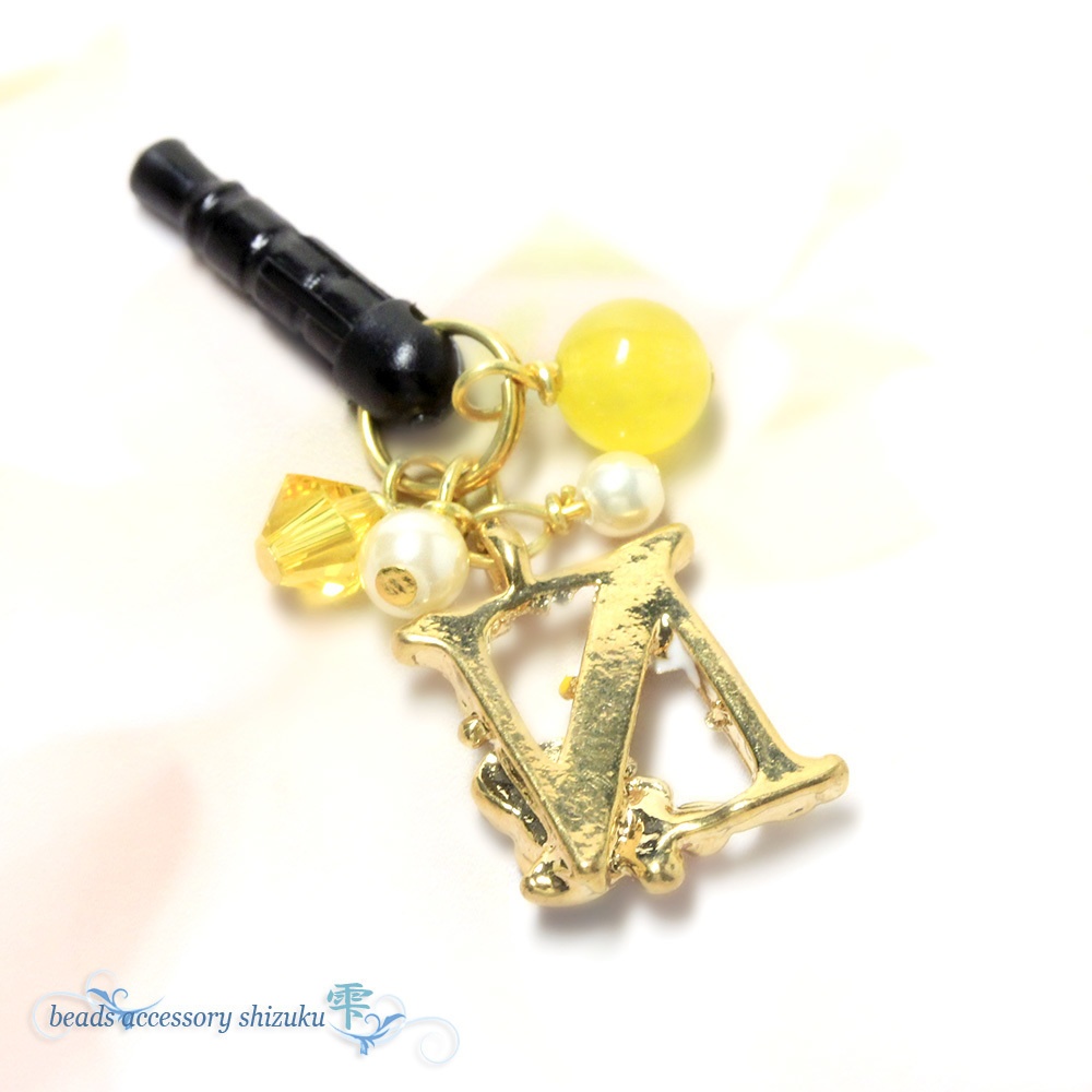 イニシャル イヤホンジャック*N