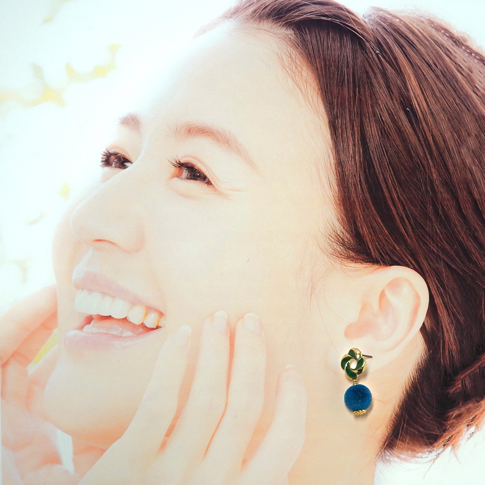 エポデザインピアス*フロッキーブルー