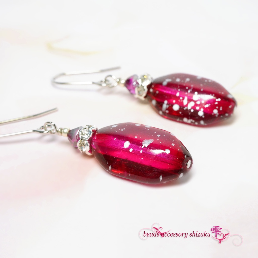 チェコパラレ ピアス/イヤリング*マゼンタ