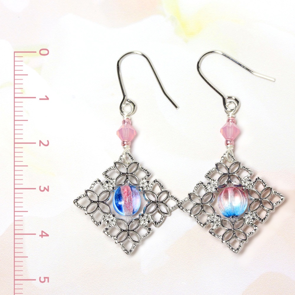 装飾スクエアとチェコピアス*ピンク