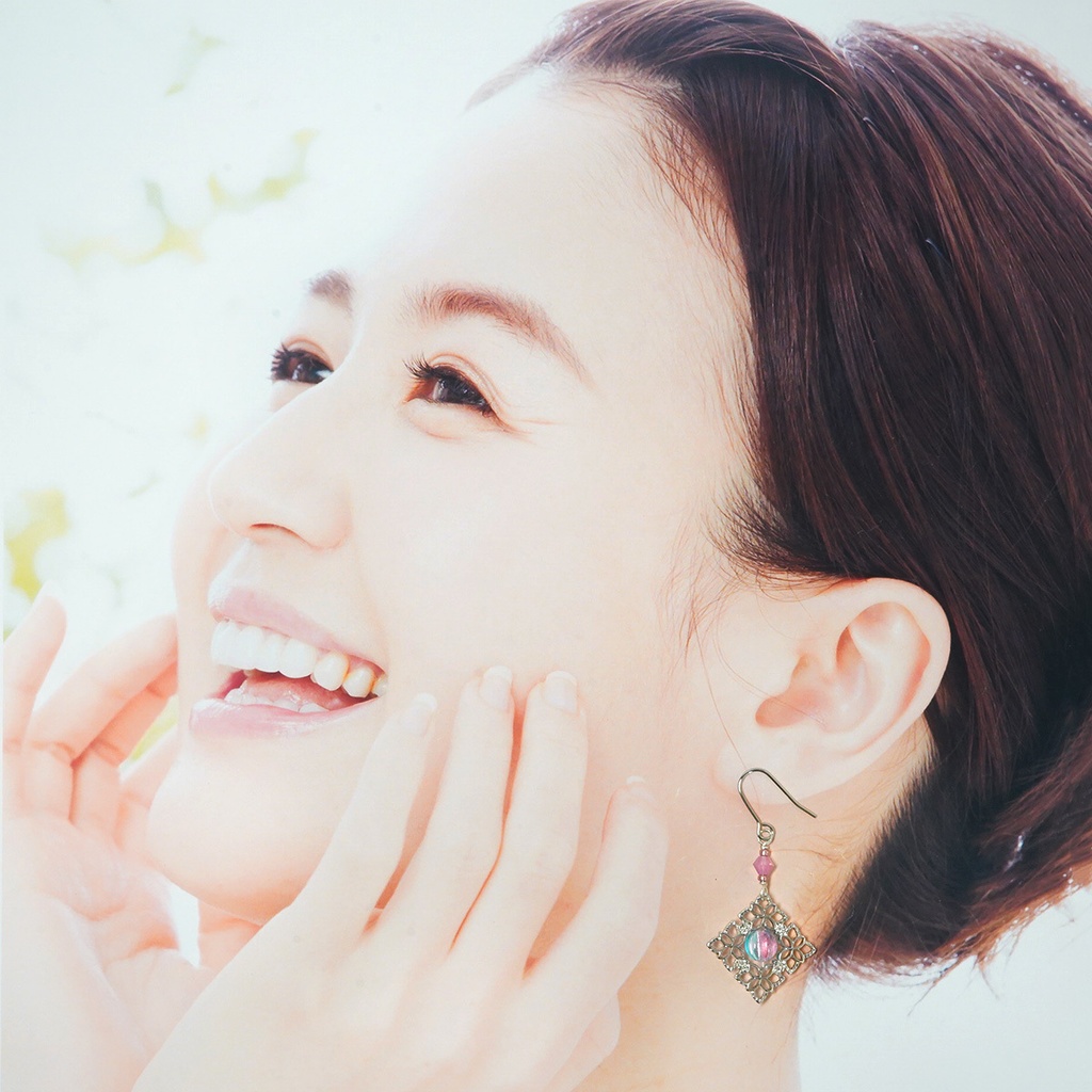 装飾スクエアとチェコピアス*ピンク