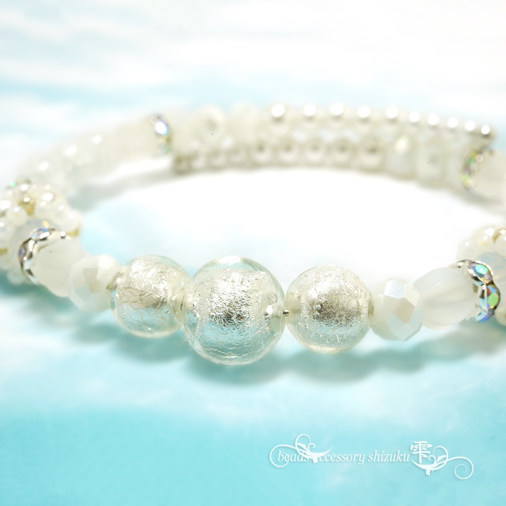 とんぼ玉コイルブレスレット*クラック水晶