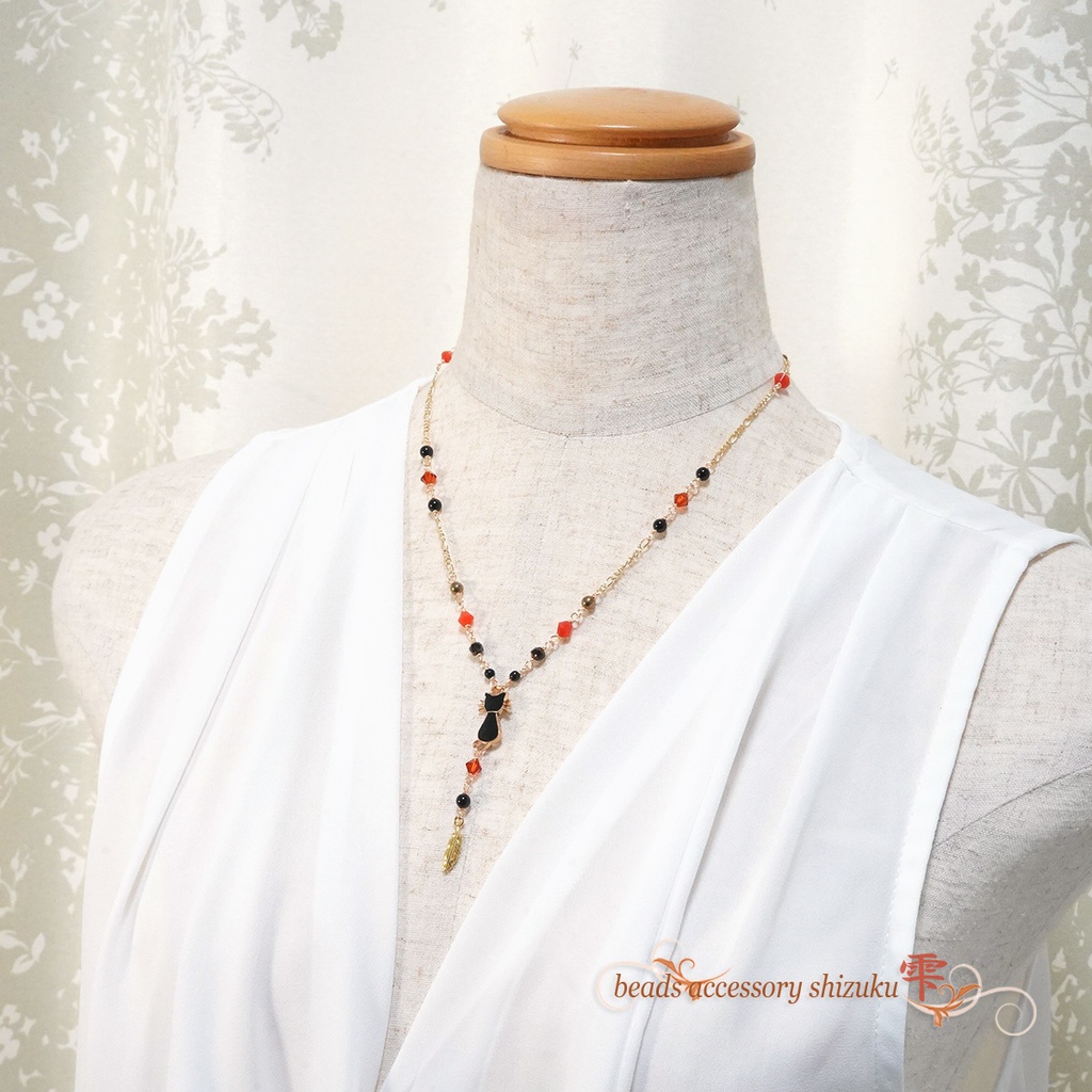 秋灯の黒猫ショートネックレス*オニキス