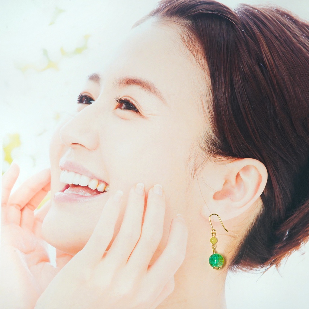 翠湖のピアス/イヤリング*クラックガラス×カルセドニー