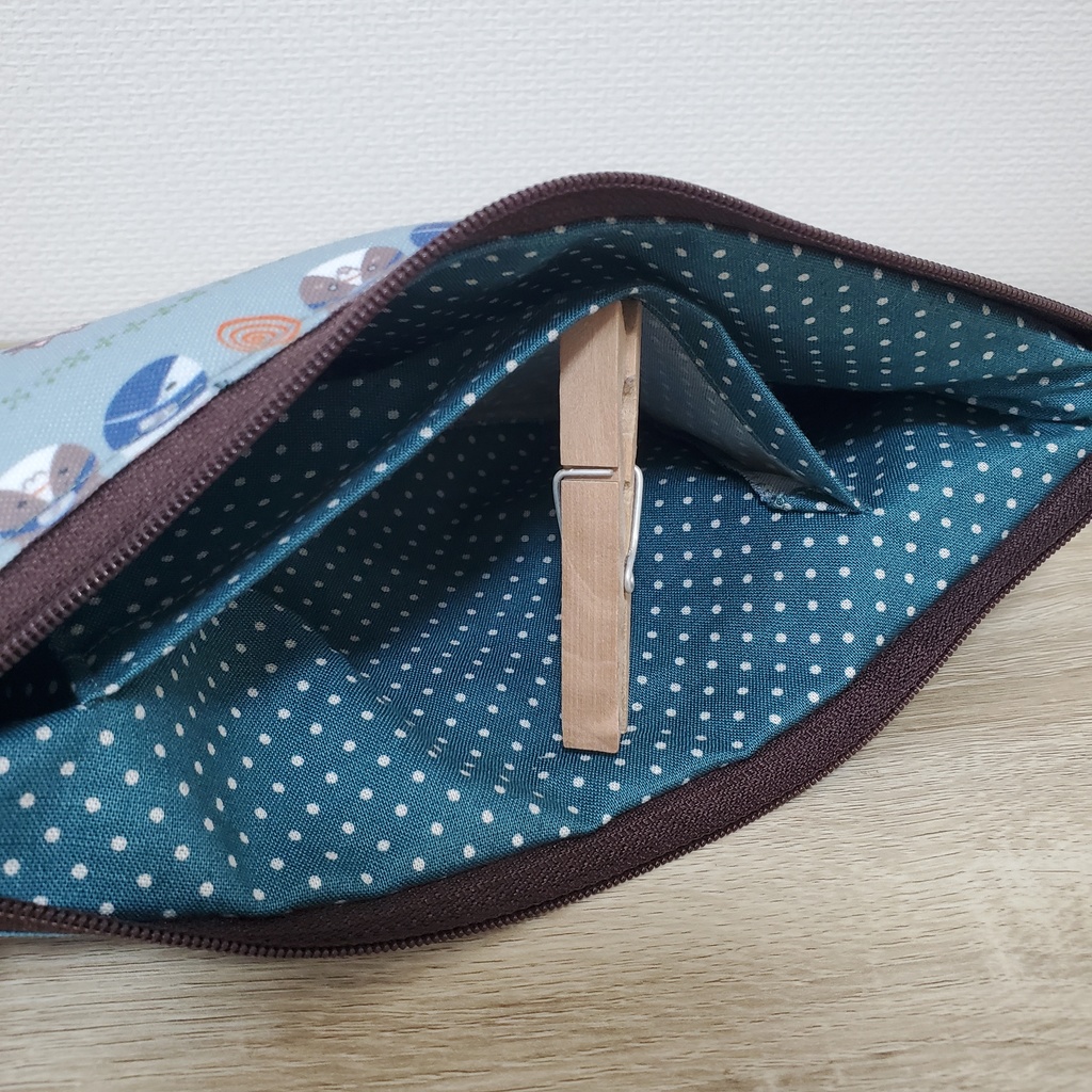 🐈25cmファスナーのポシェットにもできる2-WEYポーチ🍆🐬送料込み