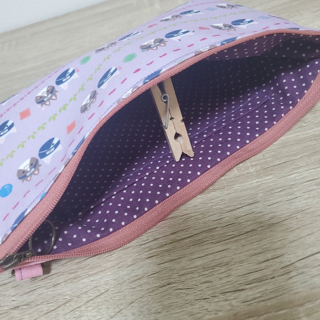 🐈25cmファスナーのポシェットにもできる2-WEYポーチ(紫)🍆🐬送料込み