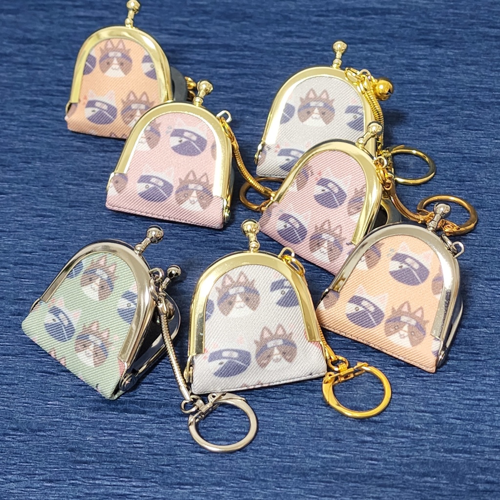 ネコチャン🐈柄のプチがま口キーホルダー🍆🐬