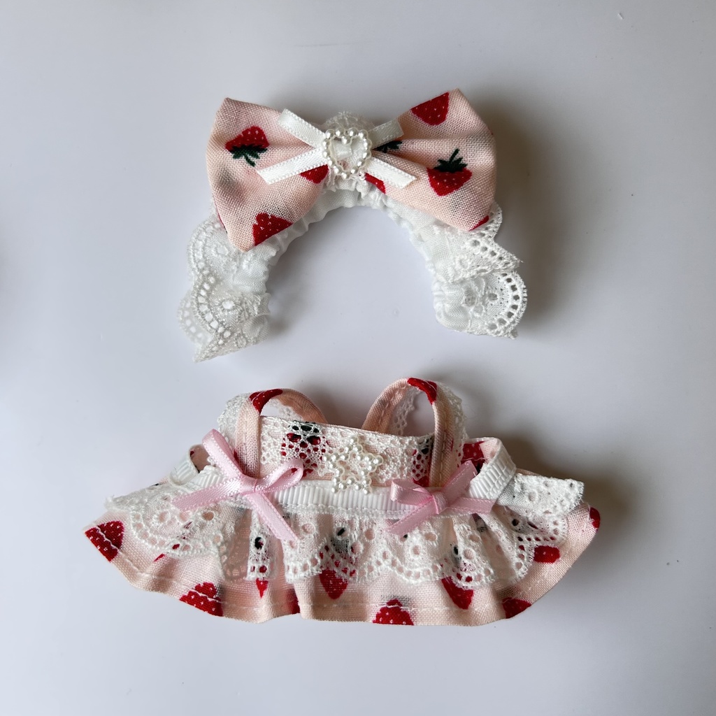 【汎用サイズ】ぬい服 いちご柄 メイド風エプロンドレス(10cm 11cm 12cm対応)