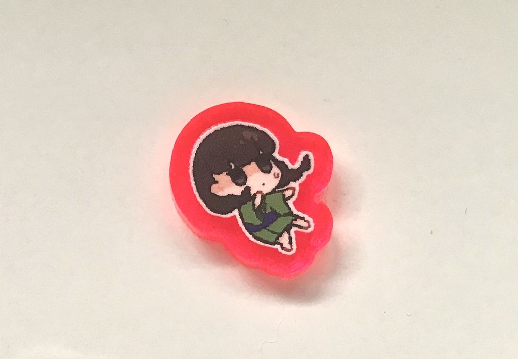 三つ編みちゃんの小さいアクリルマスコット