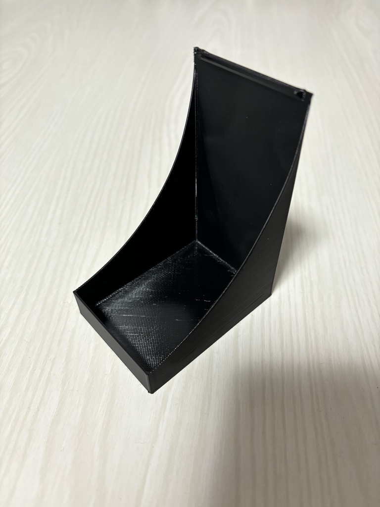縦でも横でも取り出しやすいデッキホルダー
