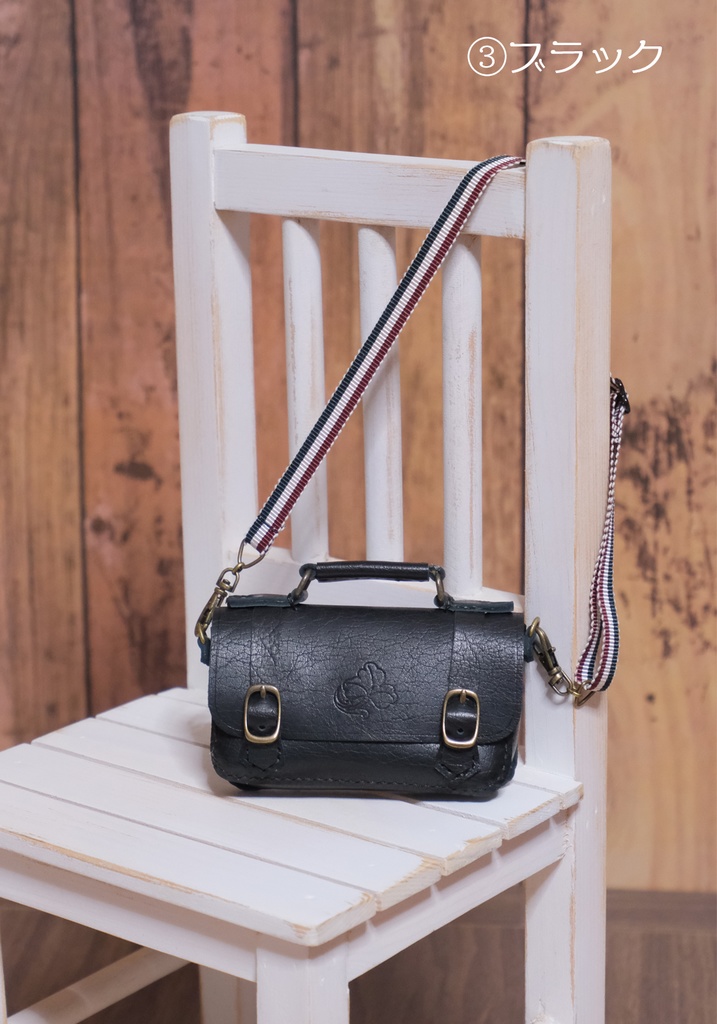 レザーサッチェルバッグ