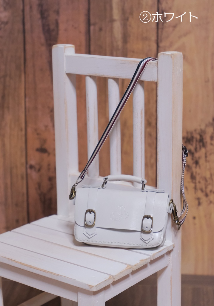 レザーサッチェルバッグ